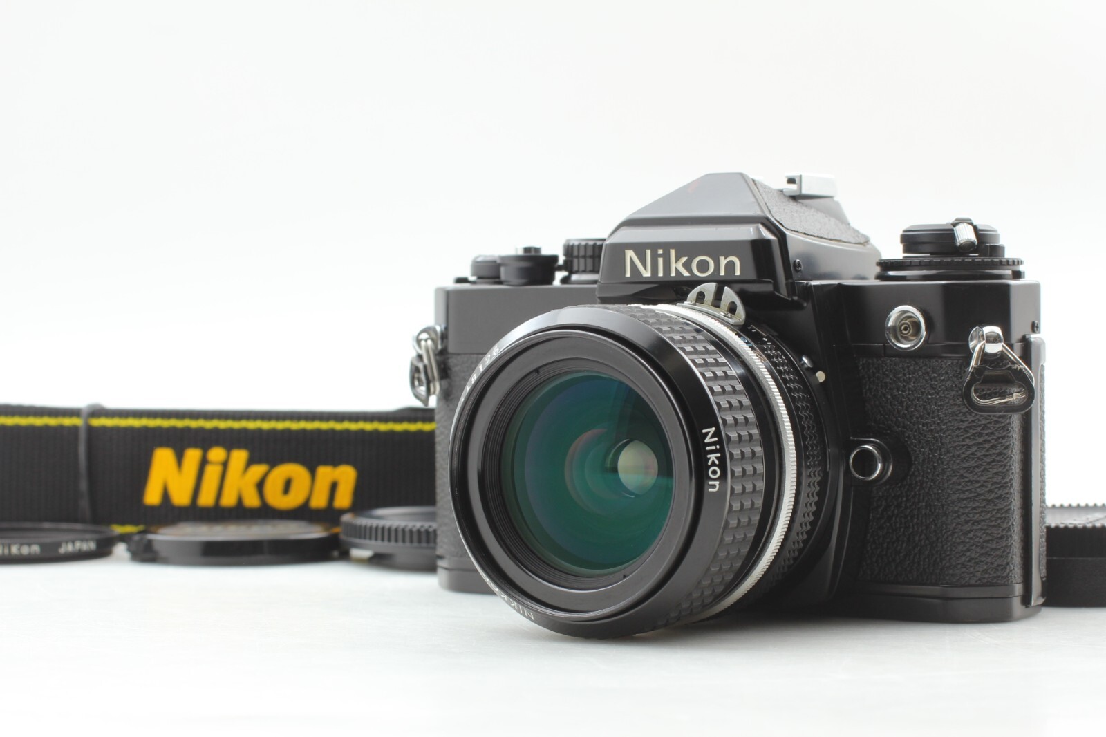 Exc+5] Nikon FE Black SLR 35mm Film Camera Nikkor Ai 28mm f