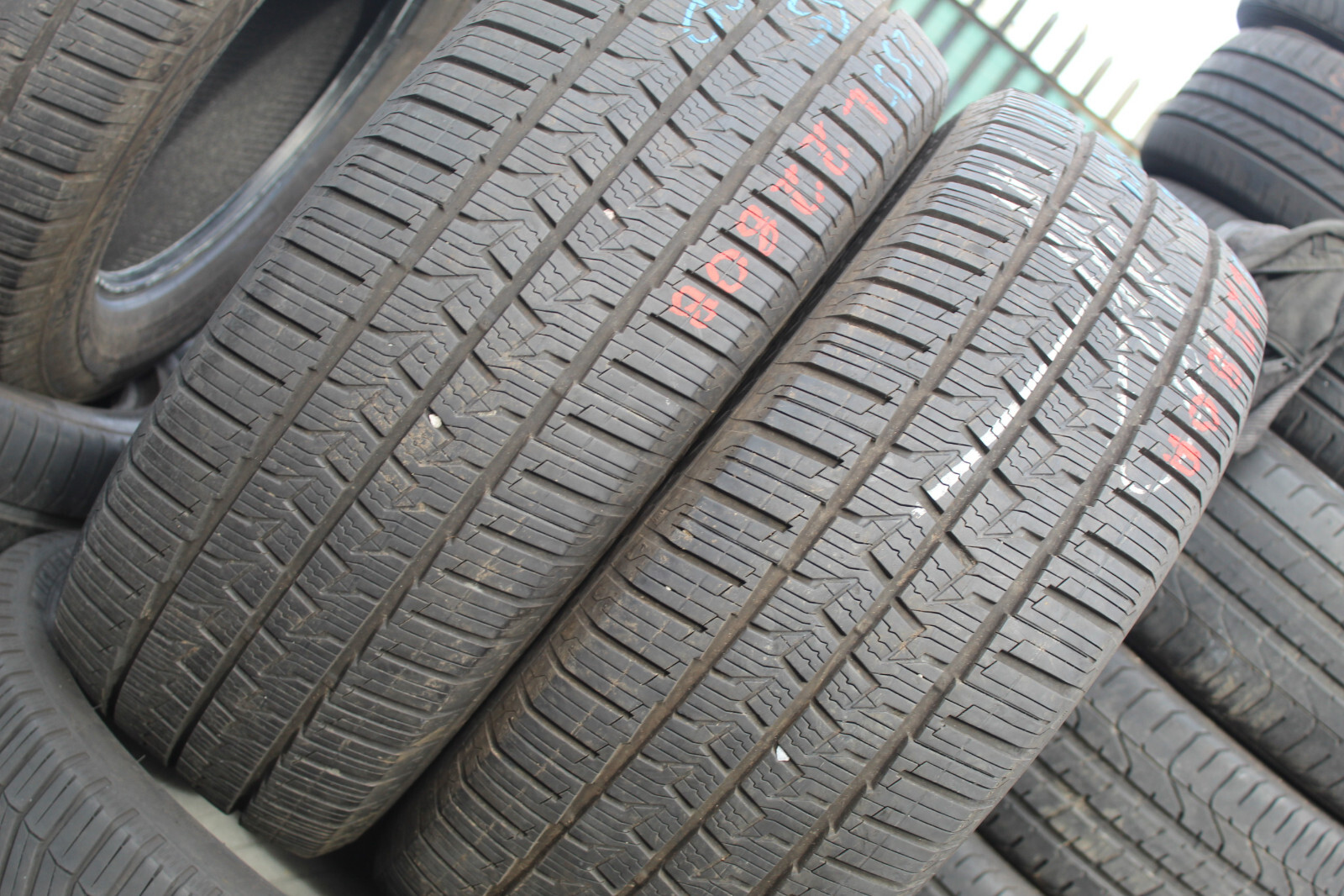 255 55 18 Continental, M+S, CP, 120R, x2 A Pair 8.0mm (F1_tyres) L2280