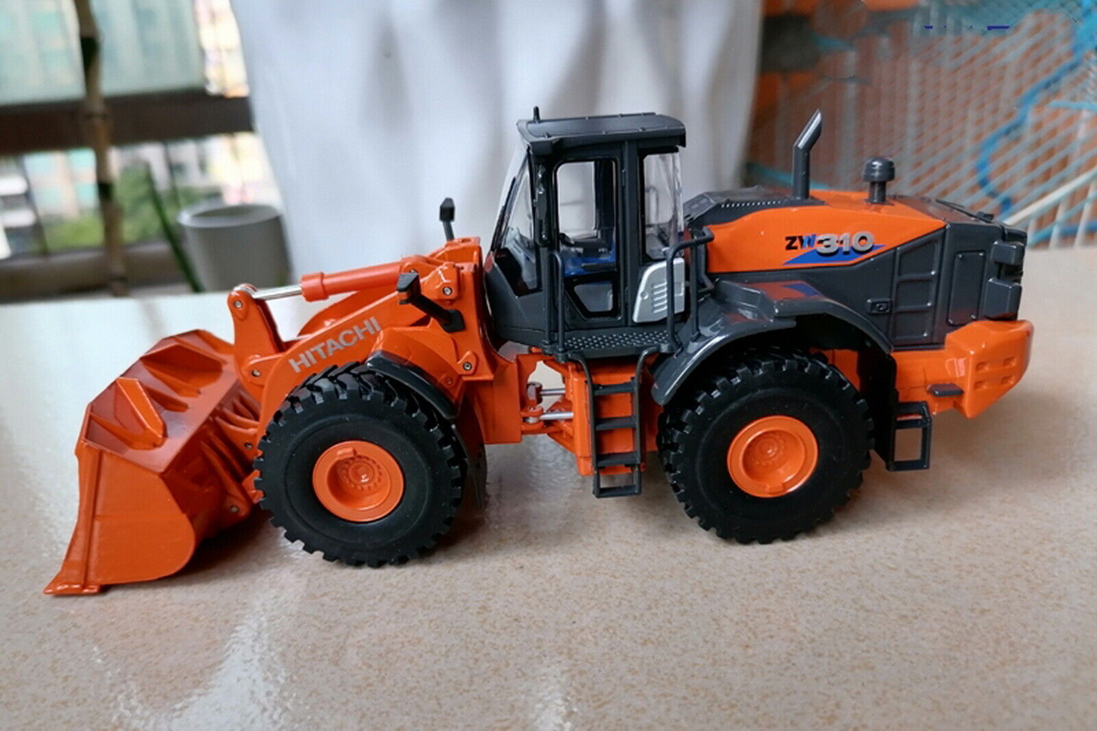 ミニカー 1/50 日立 HITACHI ZAXIS ZW310ローダー 1/50 Scale Hitachi ZW310 ZW-6 Series wheel Loader Diecast