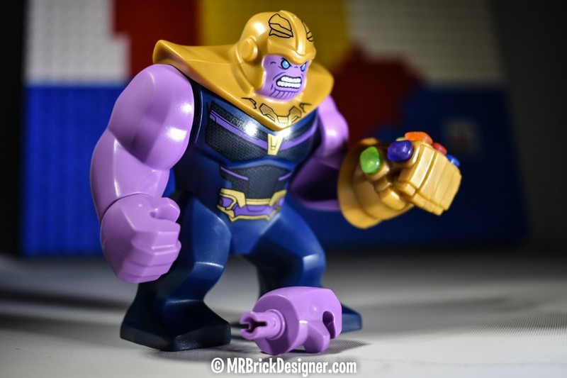 lego thanos figure with infinity gauntlet
