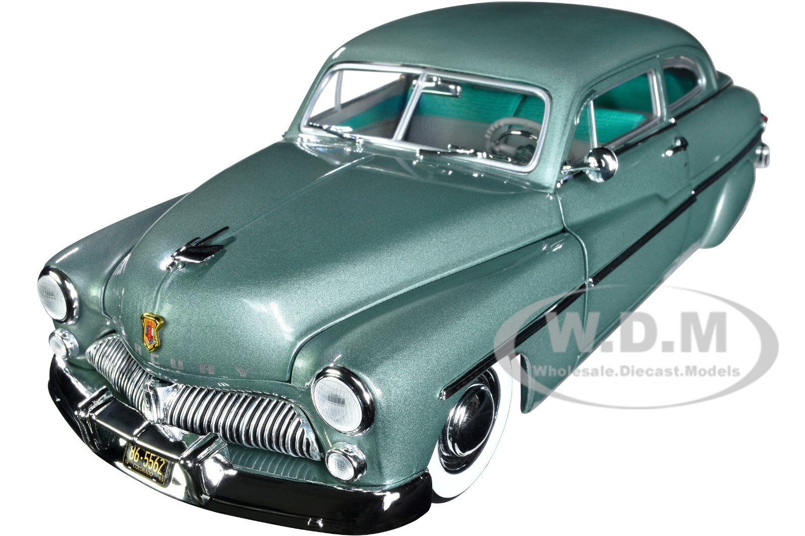 1/18ミニカー　MARCURY COUPE 1949 1949 Mercury Eight Coupe 1:18-Scale Diecast Car Featuring A