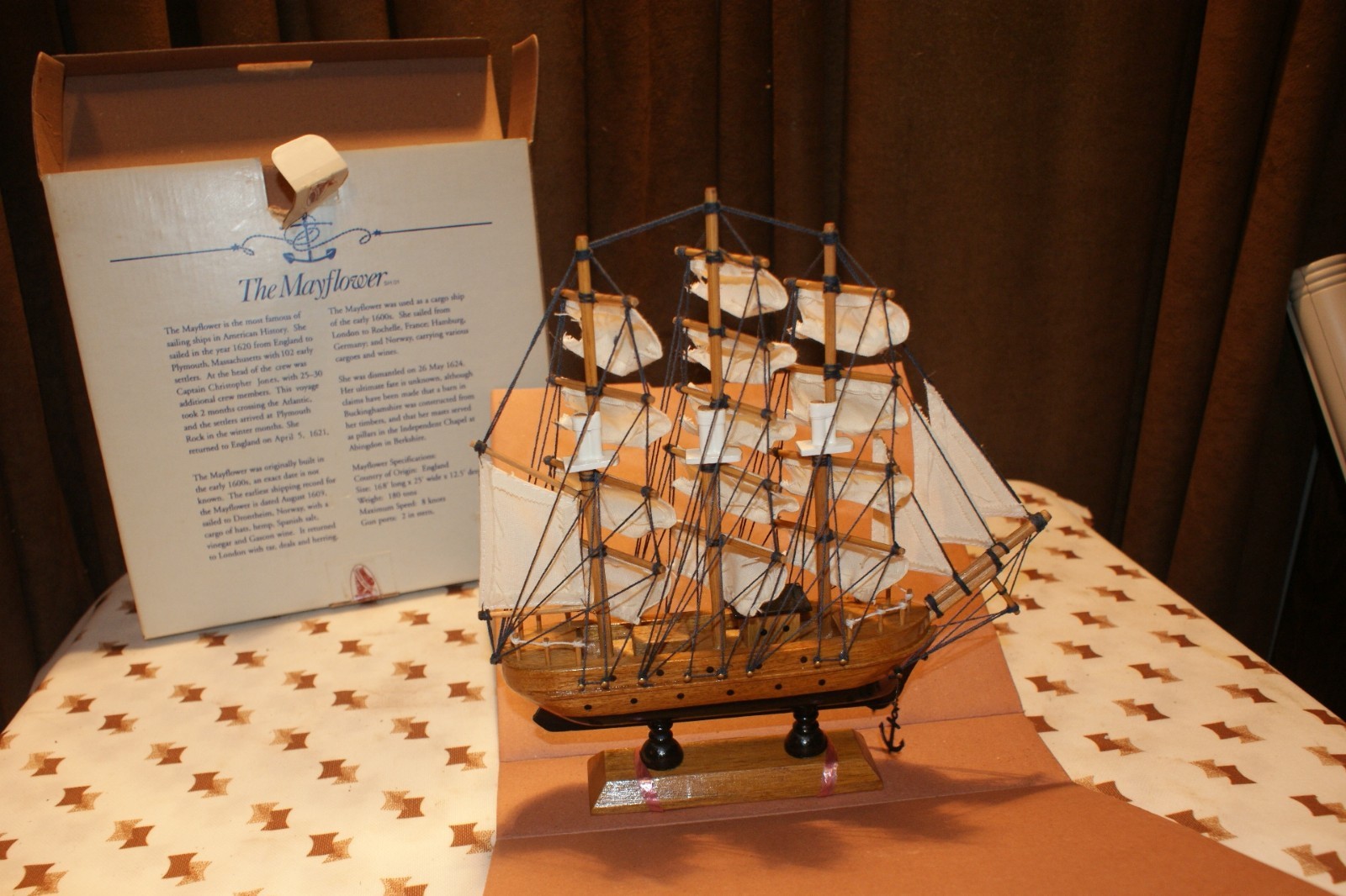 The Heritage Mint, Ltd. Tall Ships Of The World Collection The Mayflower