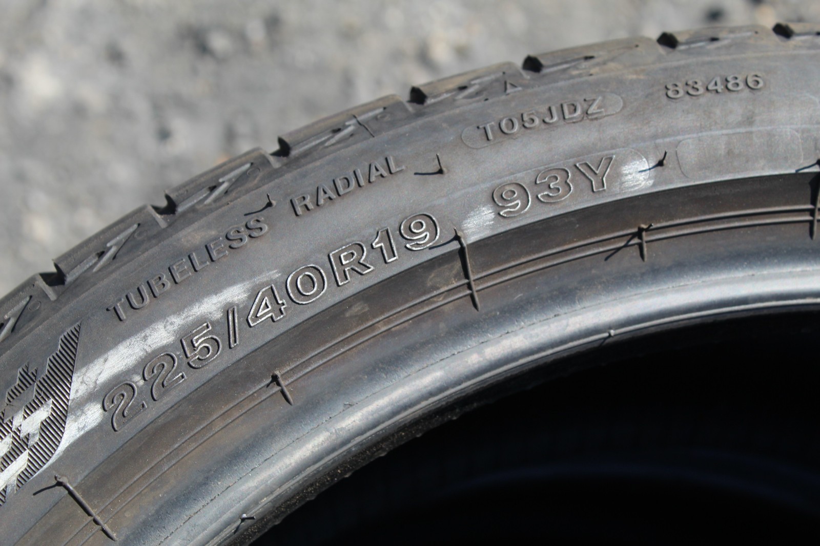 225 40 19 Bridgestone, Turanza T005, 93Y, x2 A Pair 6.0mm (F1_tyres) L3741