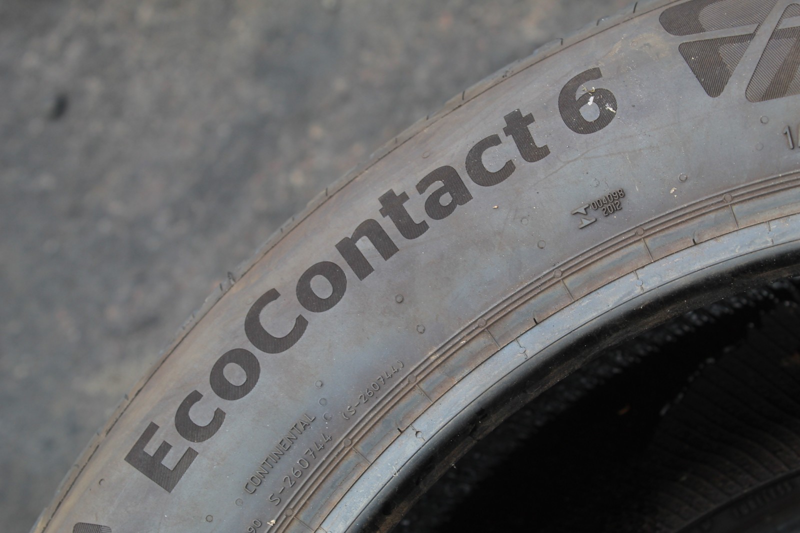 225 60 18 Continental, Eco Contact 6, XL, 104V, x2 A Pair 5.5mm (F1_tyres) L3624