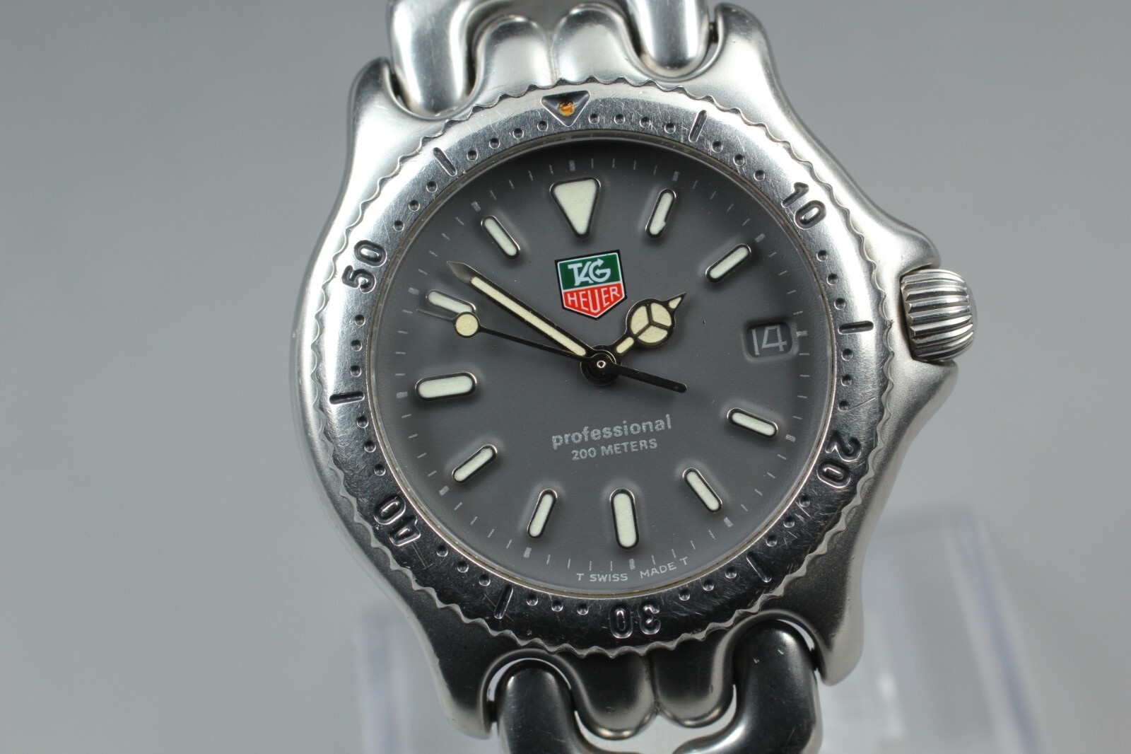 Exc+5* TAG HEUER S/el Professional S99.213M/E Date 200m Exc+5* TAG HEUER S/el Professional S99.213M/E Date 200m