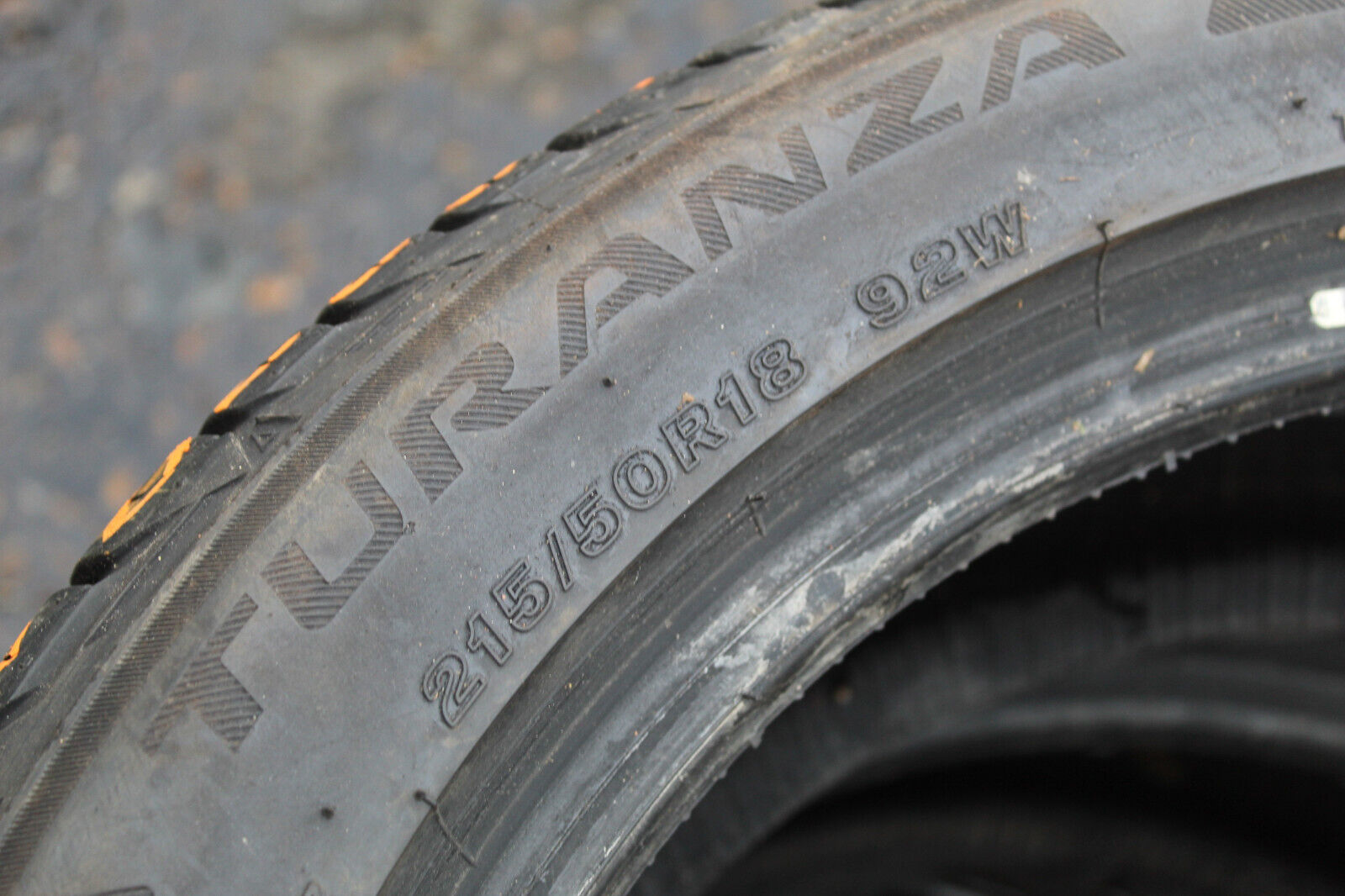 New 215 50 18 Bridgestone, Turanza T001, 92W, x2 A Pair (F1_tyres) L3279