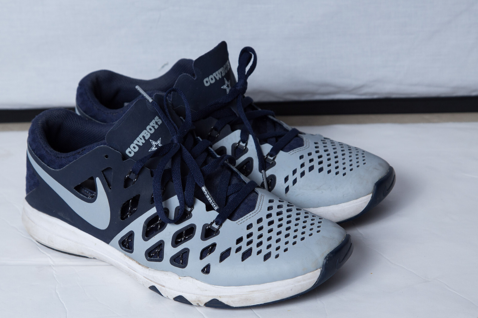 dallas cowboys nike train speed 4 amp shoe