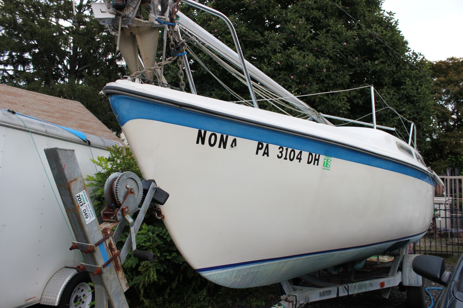 1982 MacGregor 25' Sailboat
