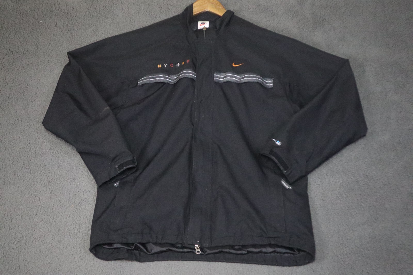 ジャケット・アウター NIKE vintage JACKET NEWYORK CITY MARTHON NIKE vintage JACKET NEWYORK CITY MARTHON