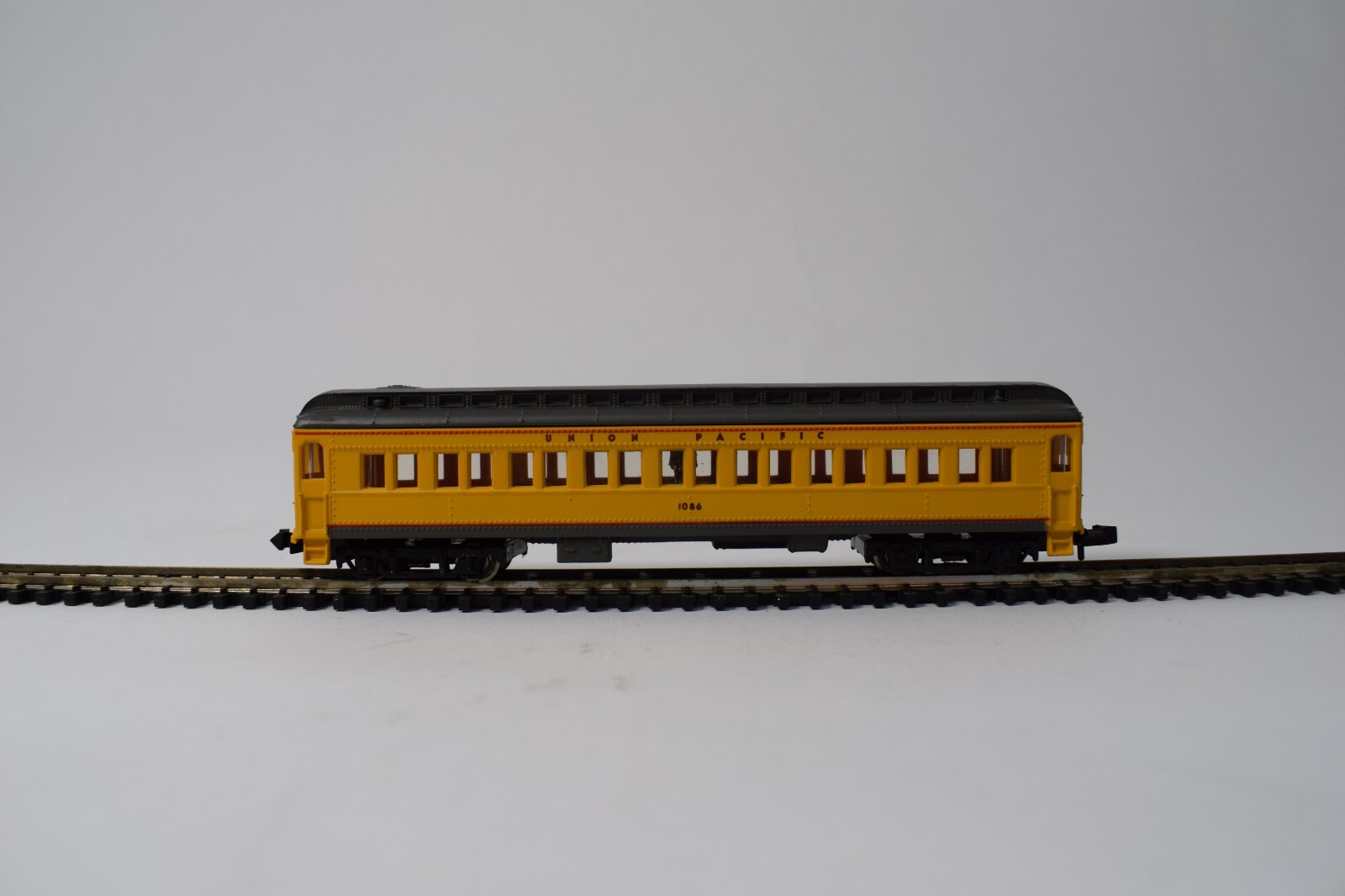U-trains 9000系 4連 バラキット Amazon | U-TRAINS 小田急 9000形 菱形パンタ車 4連完成品