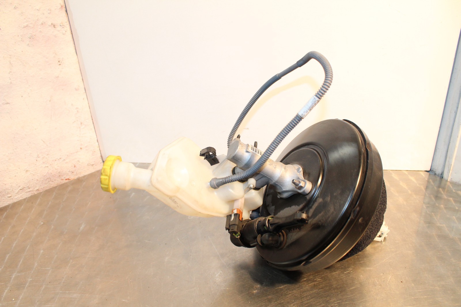 2010 CITROEN C3 PICASSO 1.6 HDI BRAKE SERVO AND MASTER CYLINDER