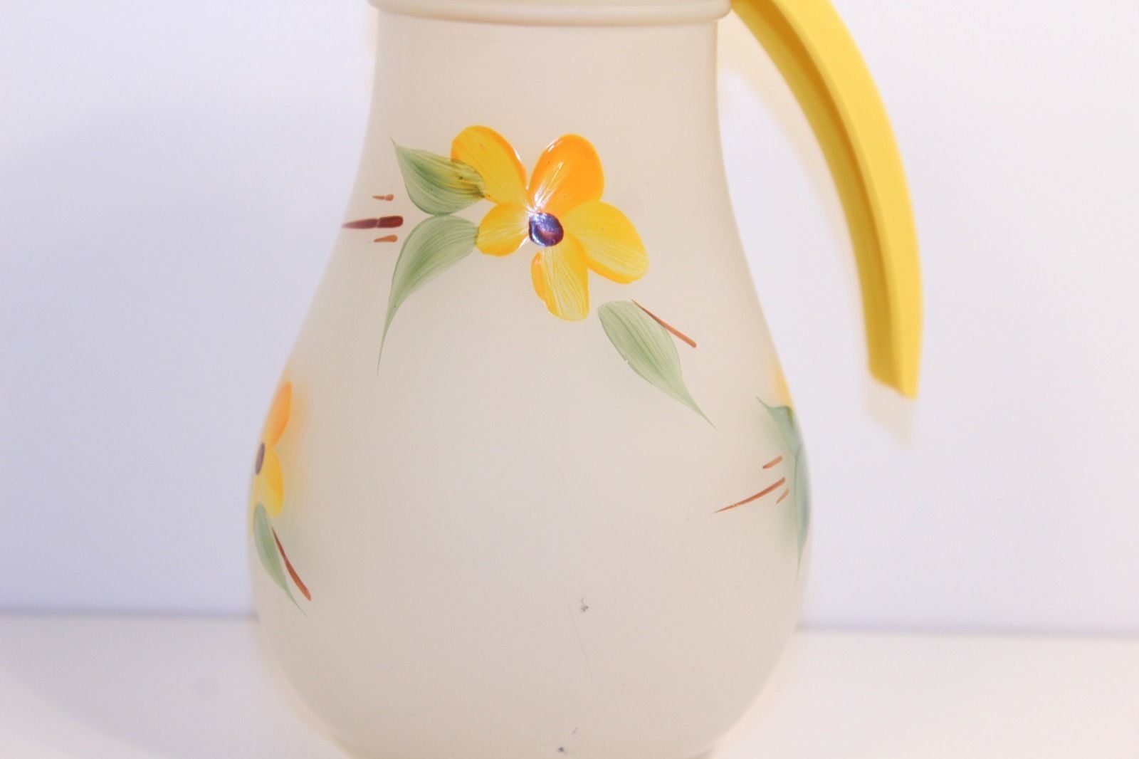 Dripcut Yellow Top Glass Syrup Pitcher Dispenser Vintage Hand Painted Gay Fad