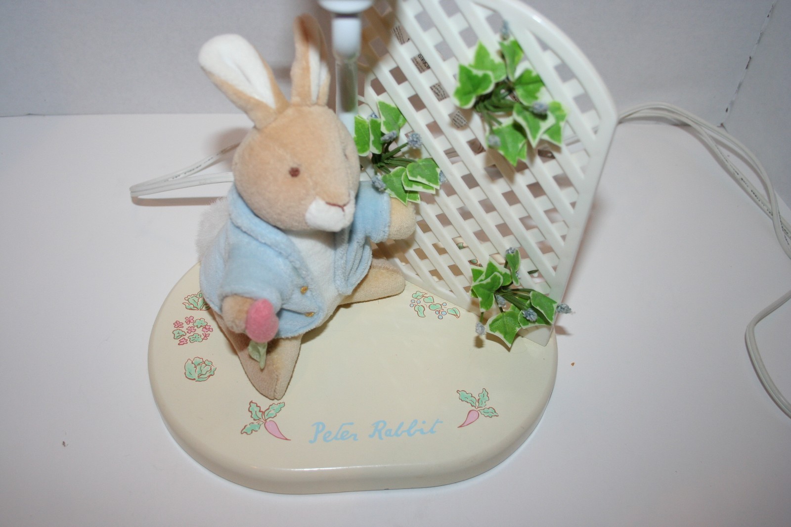 Vintage Eden Toys Beatrix Potter PETER RABBIT Wooden Nite Light Table Lamp