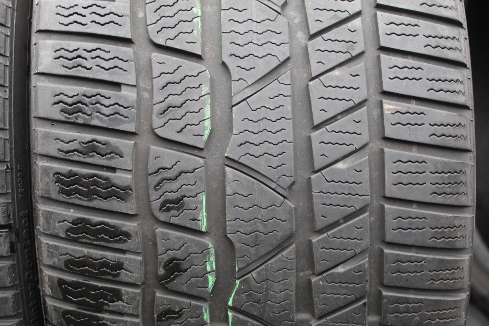 265 30 20 Continental, Winter, RO1 XL. 94V, x2 A Pair 5.5mm (F1_tyres) FOD L3165