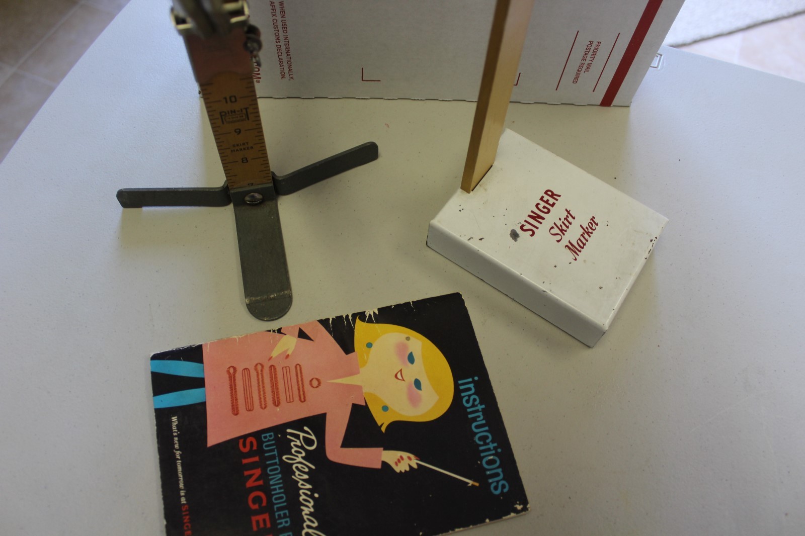 PAIR of Vintage Wood Dress Hem Rulers  Sewing Sew Measure Tool SINGER