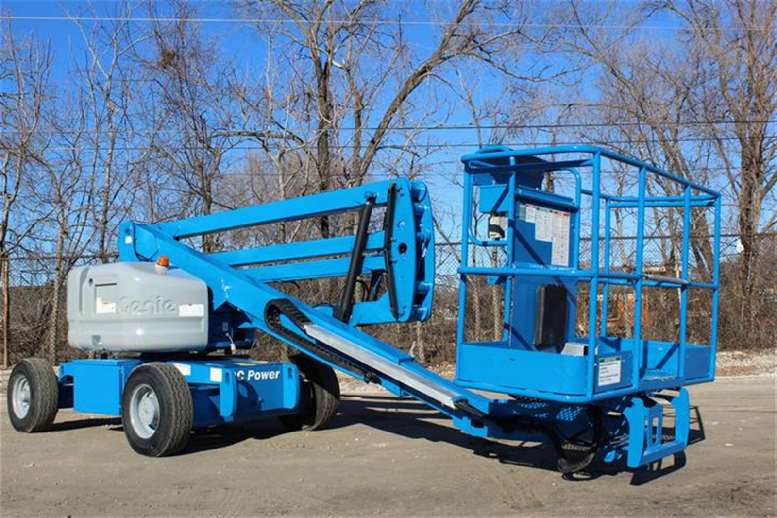 2007 GENIE Z45/25 DC ELECTRIC ARTICULATING BOOM LIFTAERIAL LIFT 500LB CAPACITY