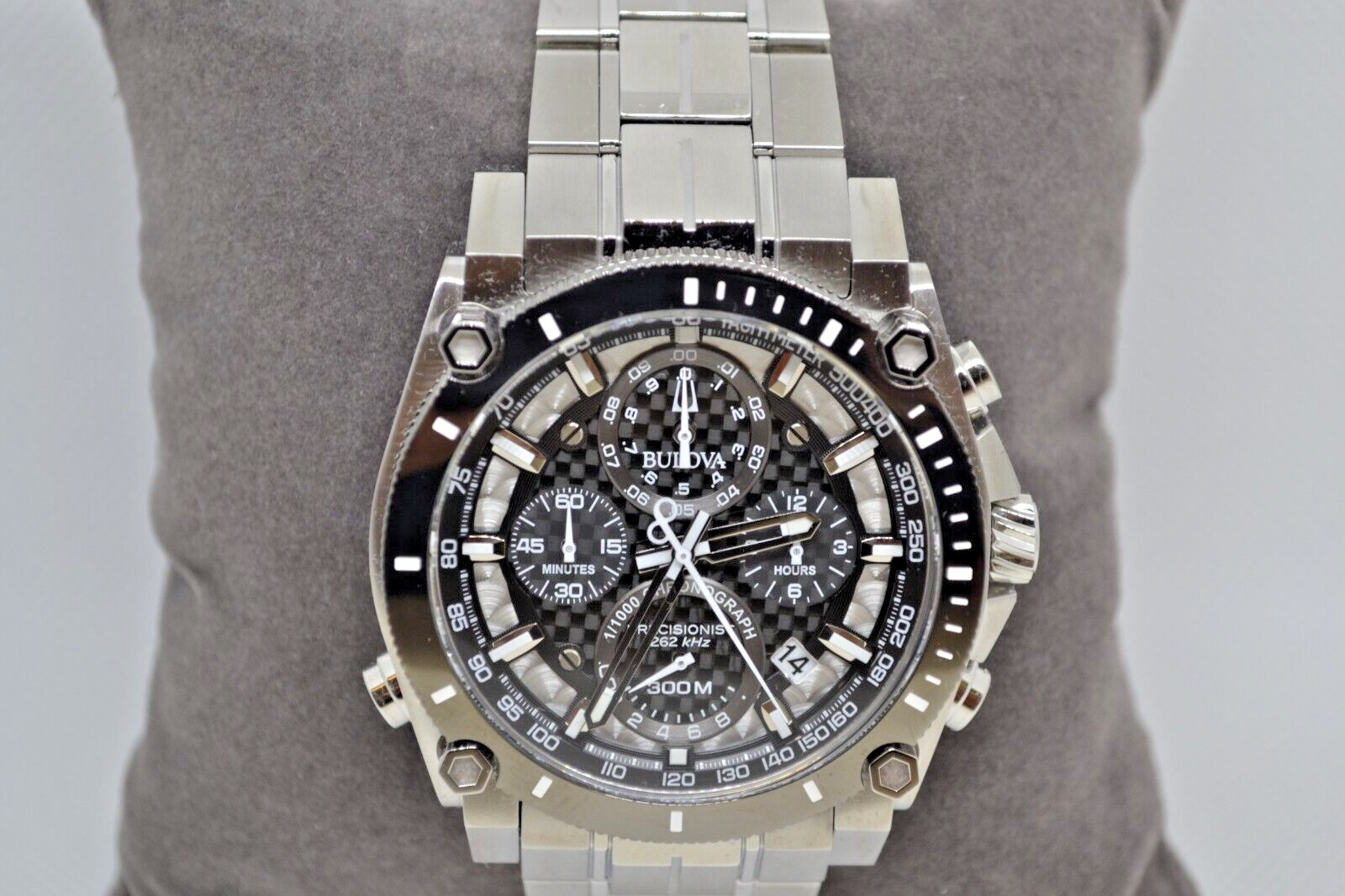 Pre-owned Bulova Precisionist Chronograph Stainless Steel Quartz Men's Watch 98b405 /