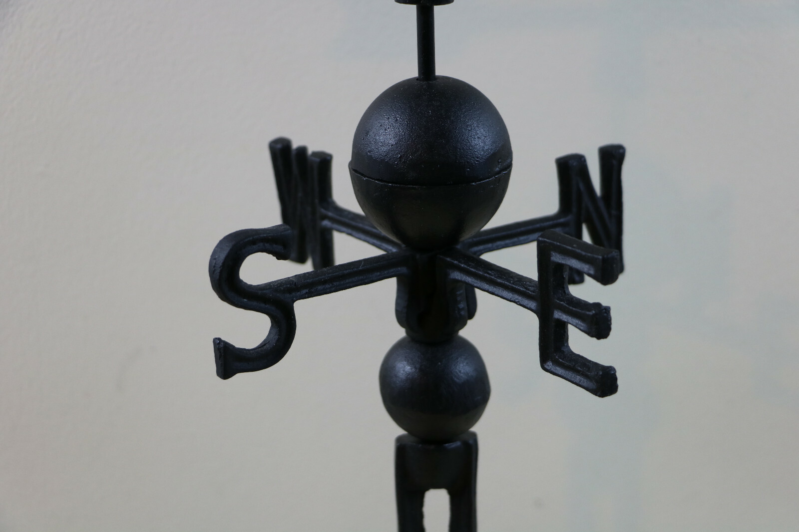 Vintage Cast Iron Chicken Rooster Weathervane Tabletop 23