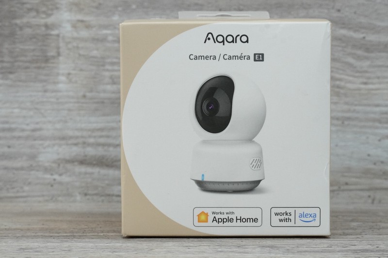 Aqara 2K Indoor Security Camera E1 Pan & Tilt HomeKit