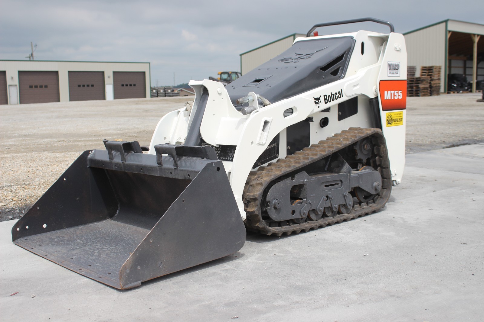 2010 Bobcat MT55 Mini Skid Steer, Bucket & Trencher Included!