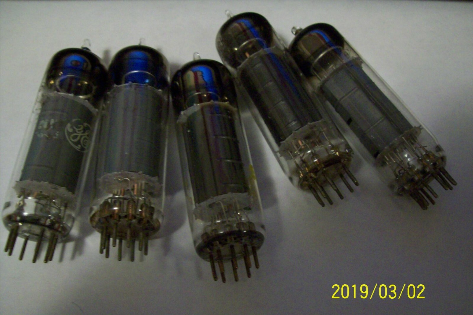 6GK6 TUBES TOTAL OF 5 ( 1 LOT 1 PRICE)