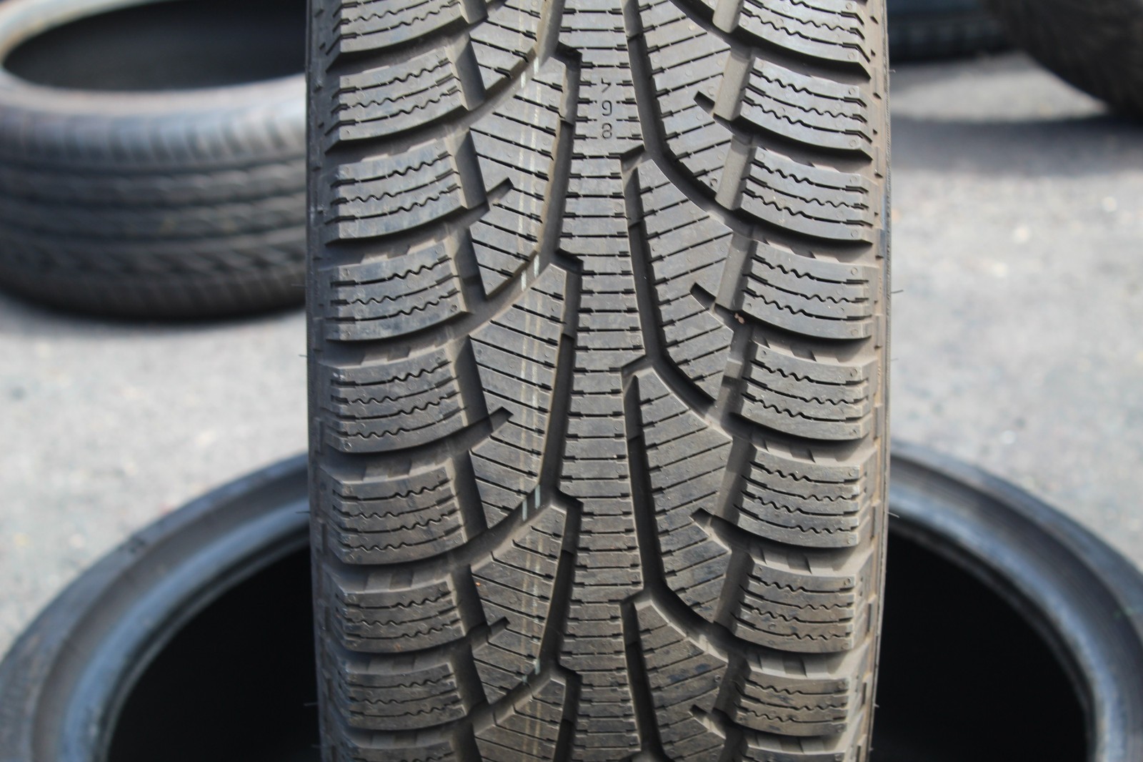 New 215 75 16C Nokian, Winter, WR Cargo, 116/114S x1 Single (F1_tyres) FOD YD119