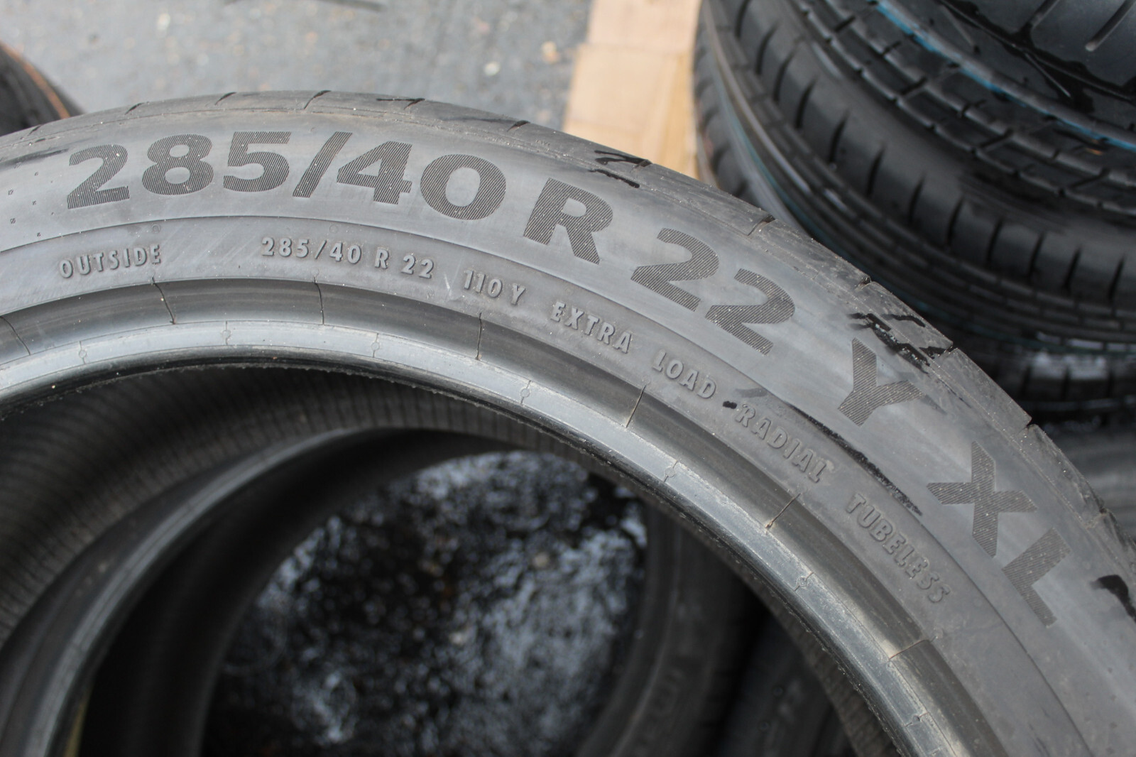 285 40 22 Continental, SC 6, XL, AO, 110Y, x2 A Pair 5.5mm (F1_tyres) L3156