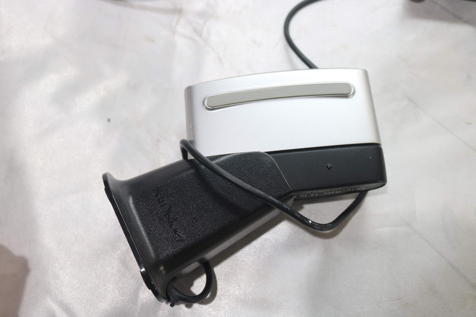 Lot of 2 SanDisk ImageMate 12-in-1 SDDR-89 Memory Card Reader w/ Mini USB Stand