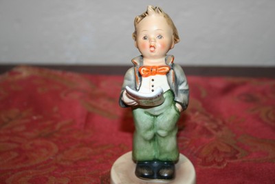Vintage Authentic German Hummel Goebel Figurine Boy Singing dating 1999