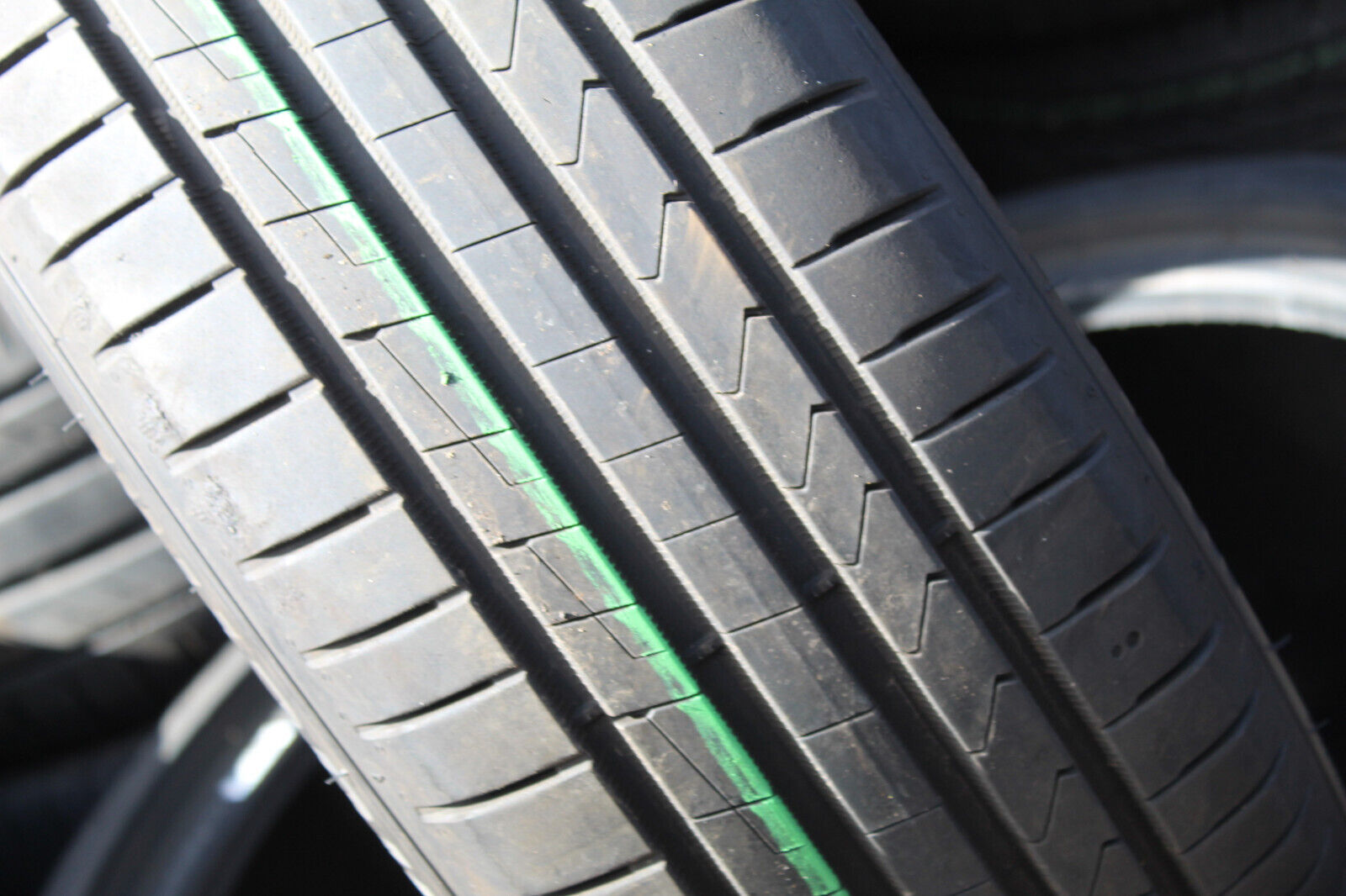 205 60 16 Hankook, Ventus Prime, 96V, x1 Single Tyre 6.8mm (F1_tyres) L2908