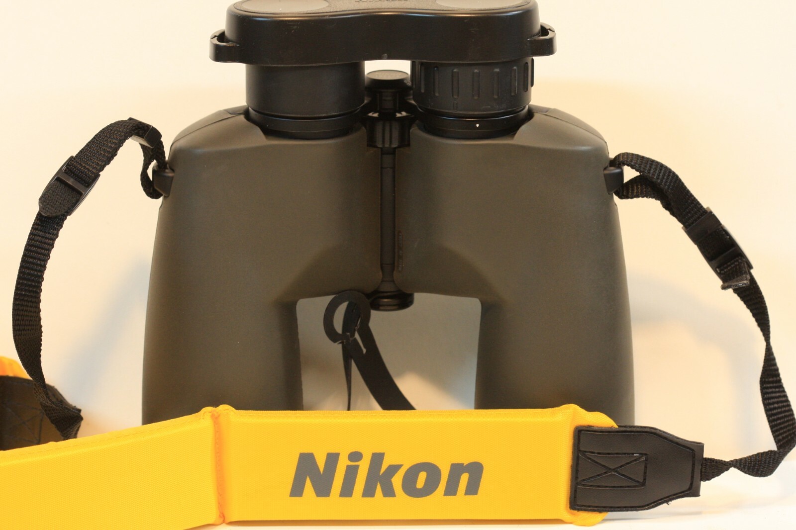 NIKON  marine   7 X 50     BINOCULARS     .....nice view out