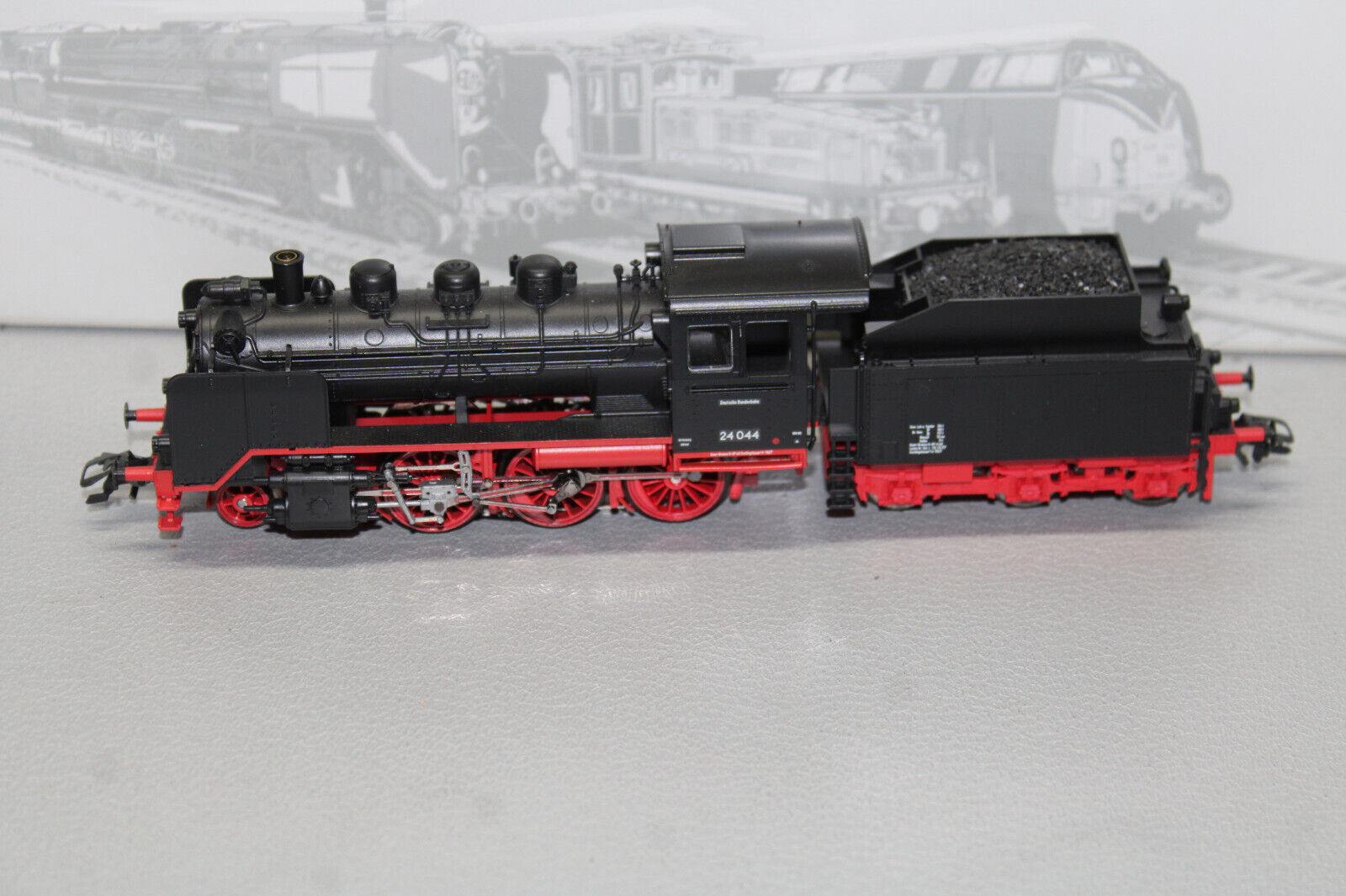 Märklin 36244 MFX DCC Digital Locomotive Class 24 044 DB Märklin 36244 MFX DCC Digital Locomotive Class 24 044 DB