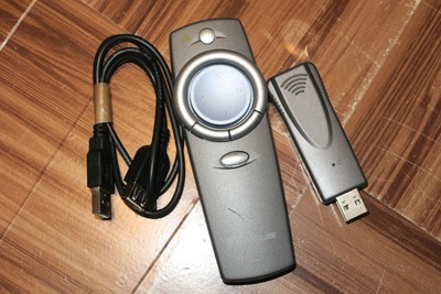 Targus PAUM30 Wireless Remote Presenter Control with Dongle