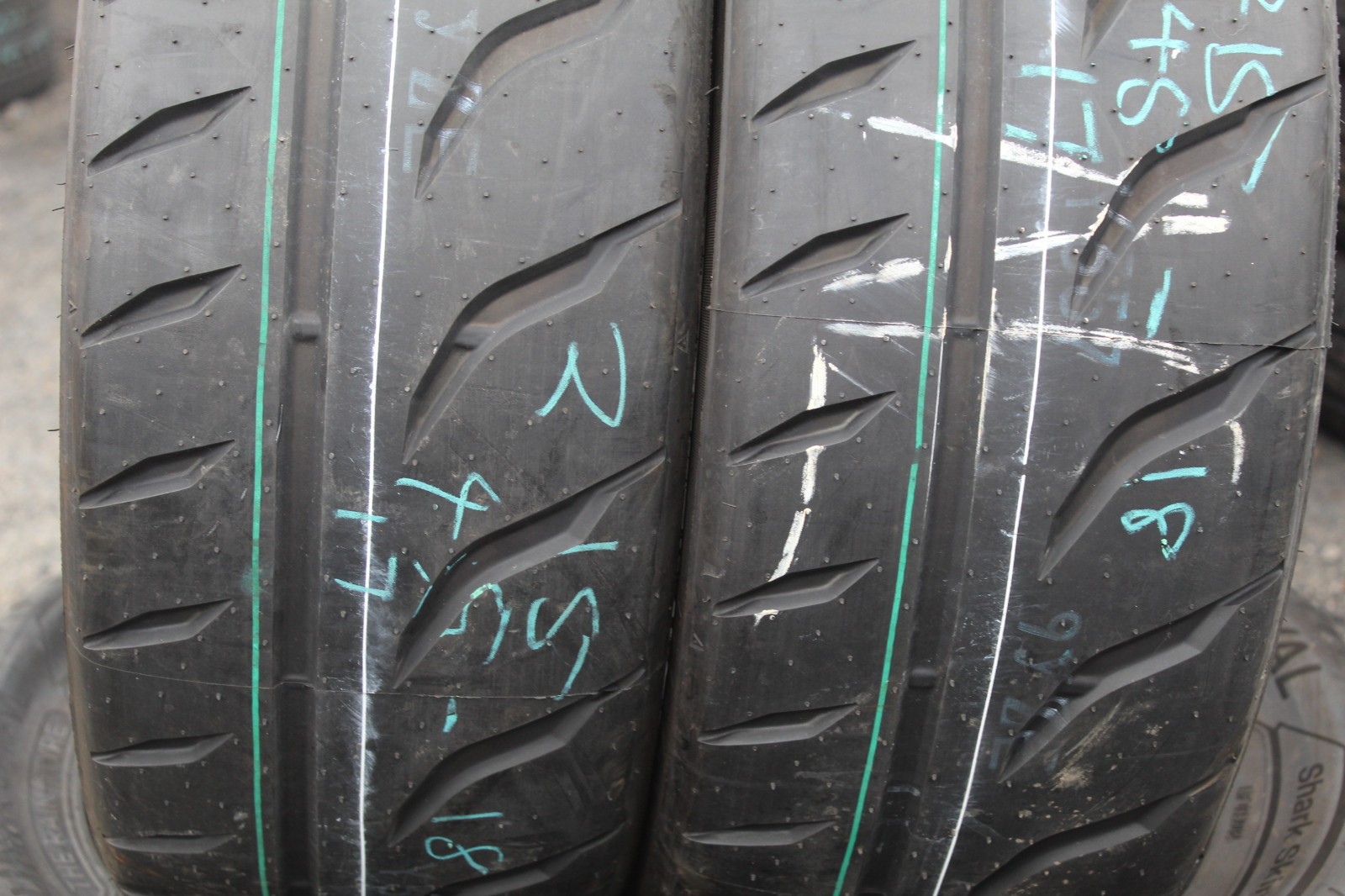 New 215 45 17 Toyo, Proxes R888, XL, 91W x1 Tyre (F1_tyres) L3668