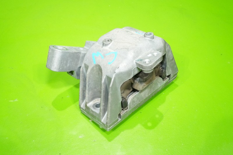 00-06 Audi TT OEM passenger right engine motor mount 1J0199262 Mk1