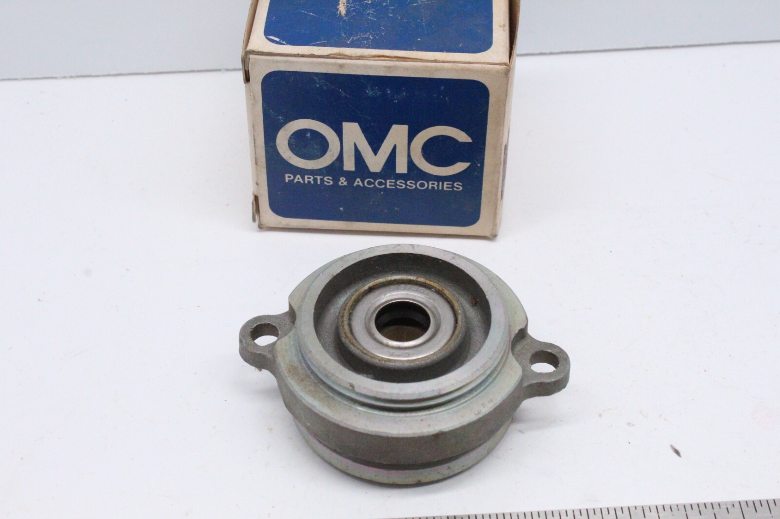 Johnson / Johnson Enos / ‘1988 SEALED品 Nos OEM OMC Johnson Evinrude Gearcase Head Assembly 0382586