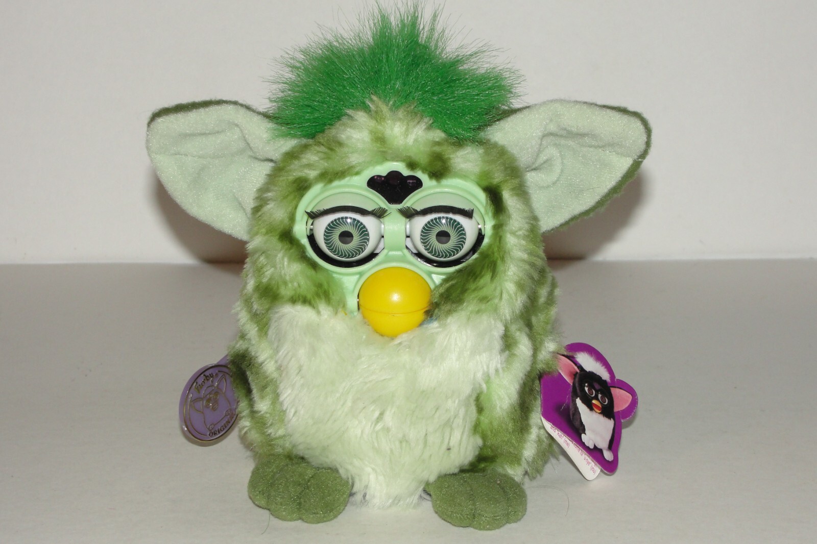 Furby 緑色ぬいぐるみ Vintage 1998 Frog Green Furby w/ Green Eyes & Tags Series 3