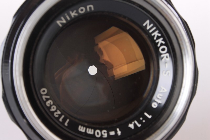 NIKON Nikkor-S Auto 50mm f1.4 1:1.4 Non Ai Lens w/Caps Good Clean