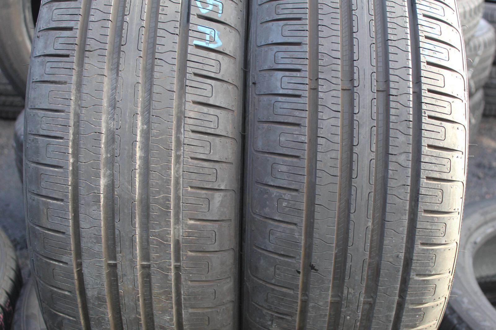 New 215 50 19 Goodyear, Efficient Grip P., 93T, x2 A Pair (F1_tyres) L1975