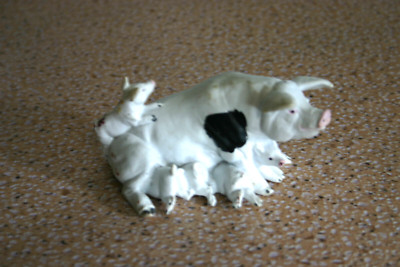 AAA ELC Early Learning Center Plastic Sow Piglets Farm Ranch Animal 2'' High