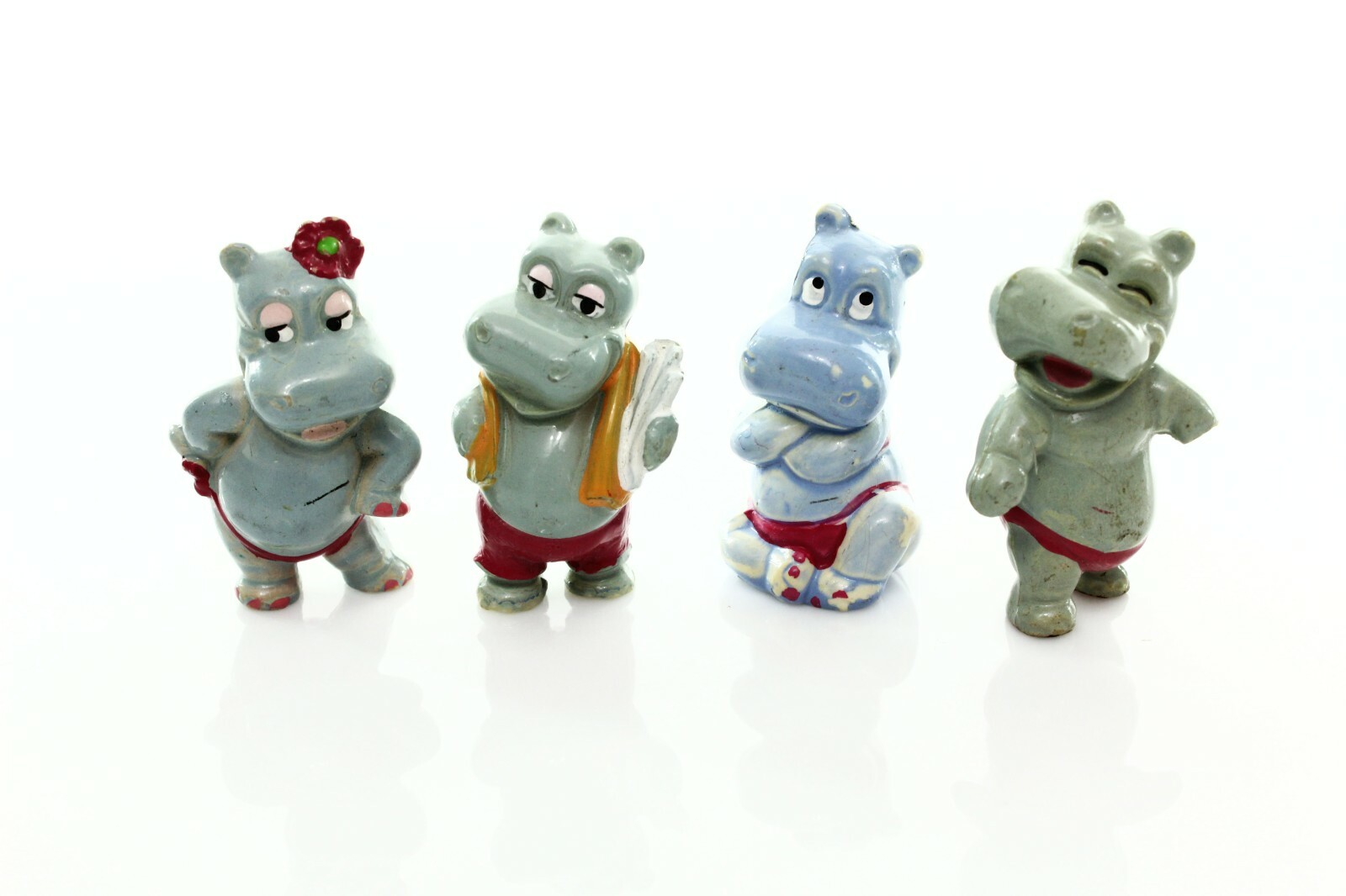 キッズ・ファミリー Hippo goes overseas mqdefault.jpg