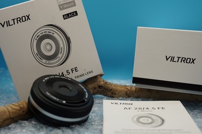 Viltrox 28mm f/4.5 AF – Das „Crepe“-Objektiv & Autofokus-Bodycap für Sony E