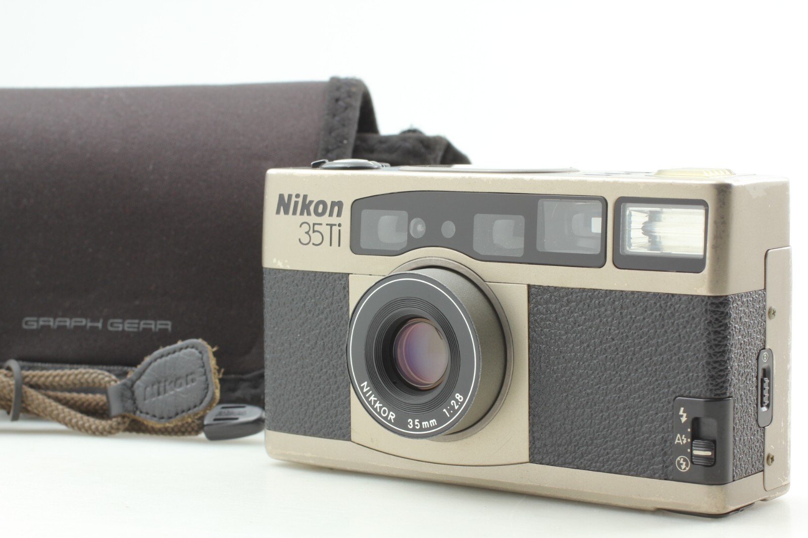 ニコン35Ｔi Nikon 35Ti Review, Sample Images & User's Guide by Ken Rockwell