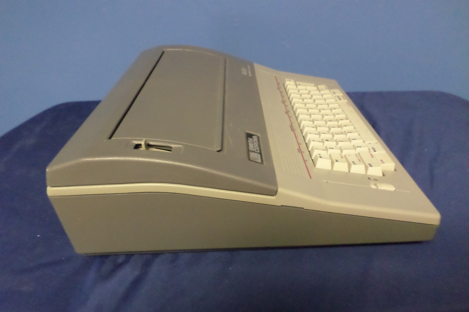 Smith Corona SL570 Typewriter Lot#6-0250