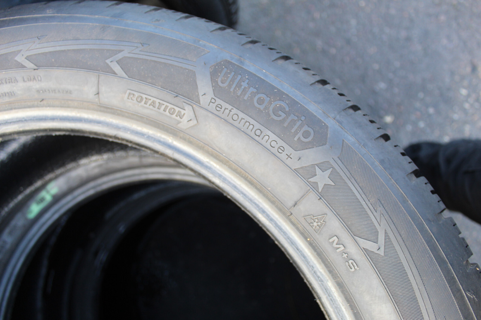 255 50 21 Goodyear, Winter, M+S, 109H, x2 A Pair 7.0mm (F1_tyres) L3073