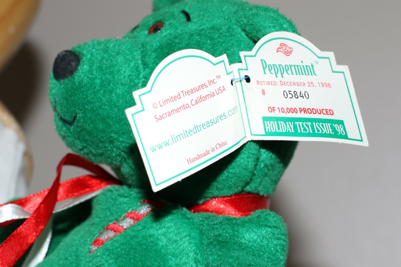 Limited Treasures - Holiday Edition - Green - Peppermint Bear