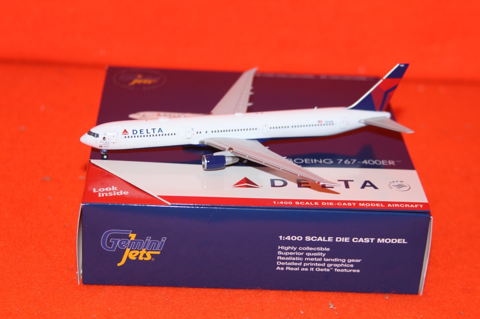 デルタ航空 DELTA B777-200LR 1/200 旅客機模型（ヘルパ デルタ