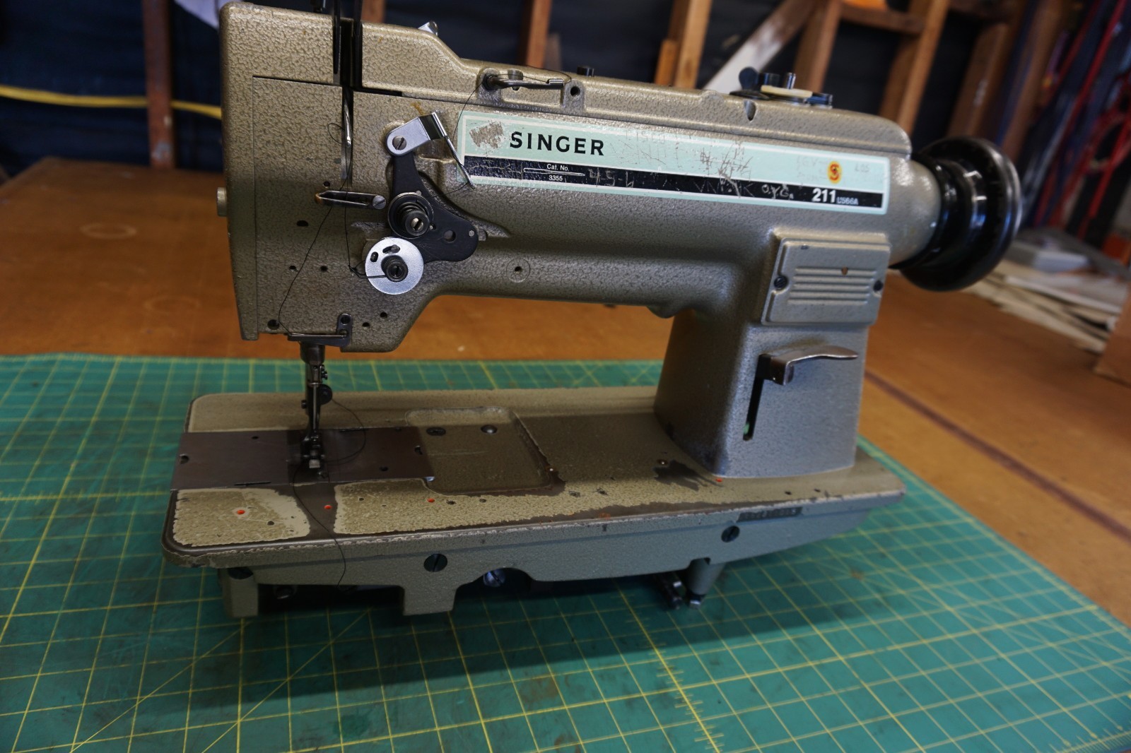 Singer 211U566A Industrial Walking Foot Sewing Machine(Head Only)(U Bobbin)