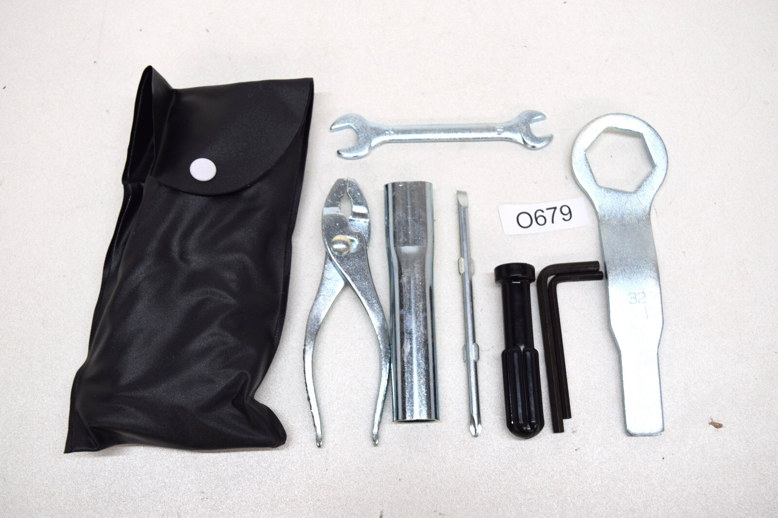 小物 Ta  10000 Kawasaki ZX10R ZX10RR Tool Bag 16-20 Tool Kit Key Tool Set