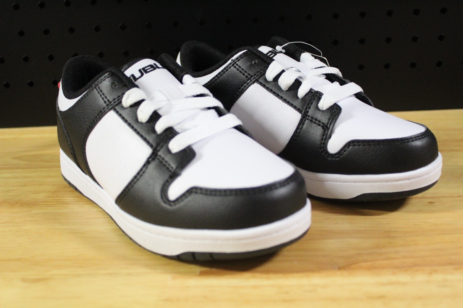 fufuページ★ FUBU Men's Retro High-Top Basketball Sneakers with Comfort